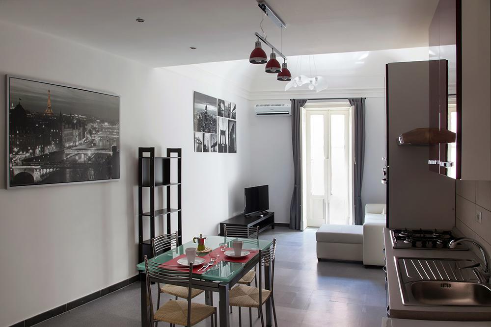 Cappuccini House Apartment คาตาเนีย ภายนอก รูปภาพ